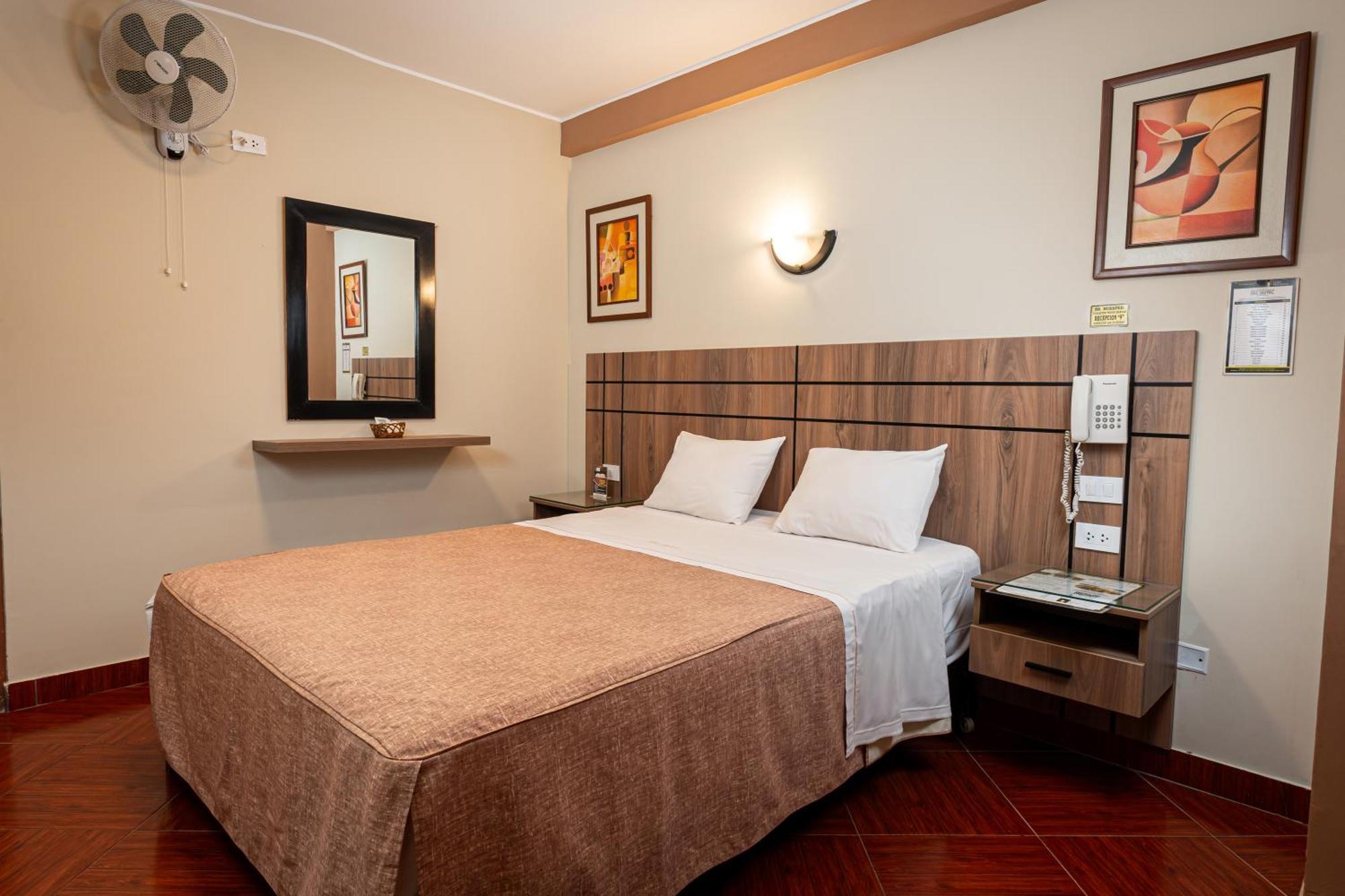 Hotel Bohemia Lima Buitenkant foto